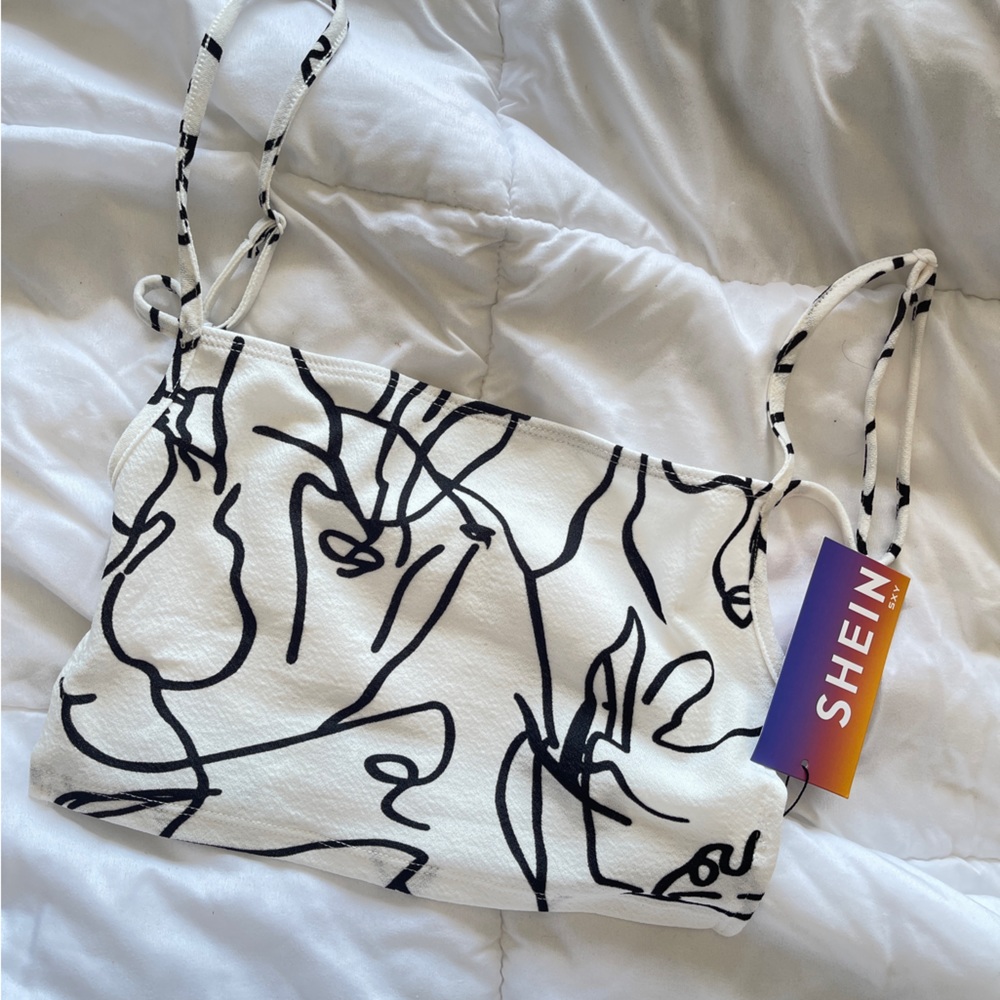 SHEIN Crop Top